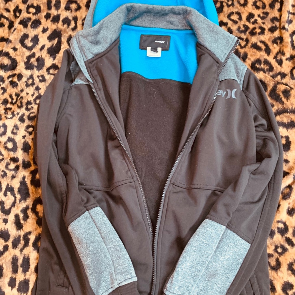 Hurley hoodie 👀